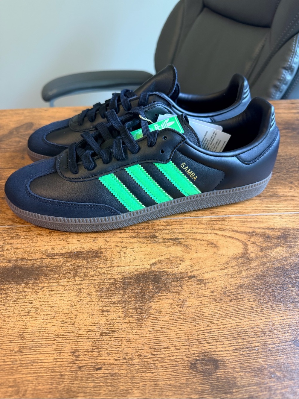 Adidas Samba Men's Black Sneakers with Green Stripes 9.5M/10.5W
